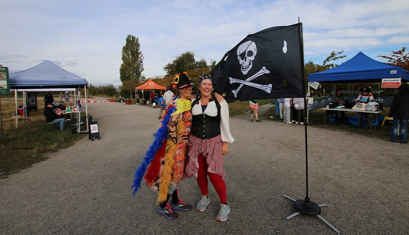 Big Pirate Run Participants in Costume