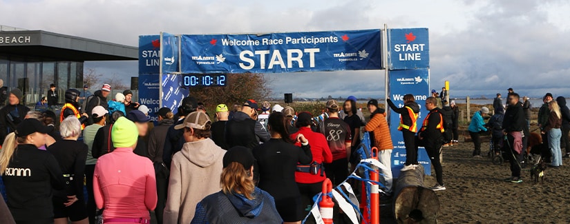 Boundary Bay Marathon Runners at Start Line